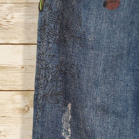 Zara Premium Denim Embroidered Raw Hem Jeans Flower Floral Design 24½" Waist 26L - Picture 4 of 11